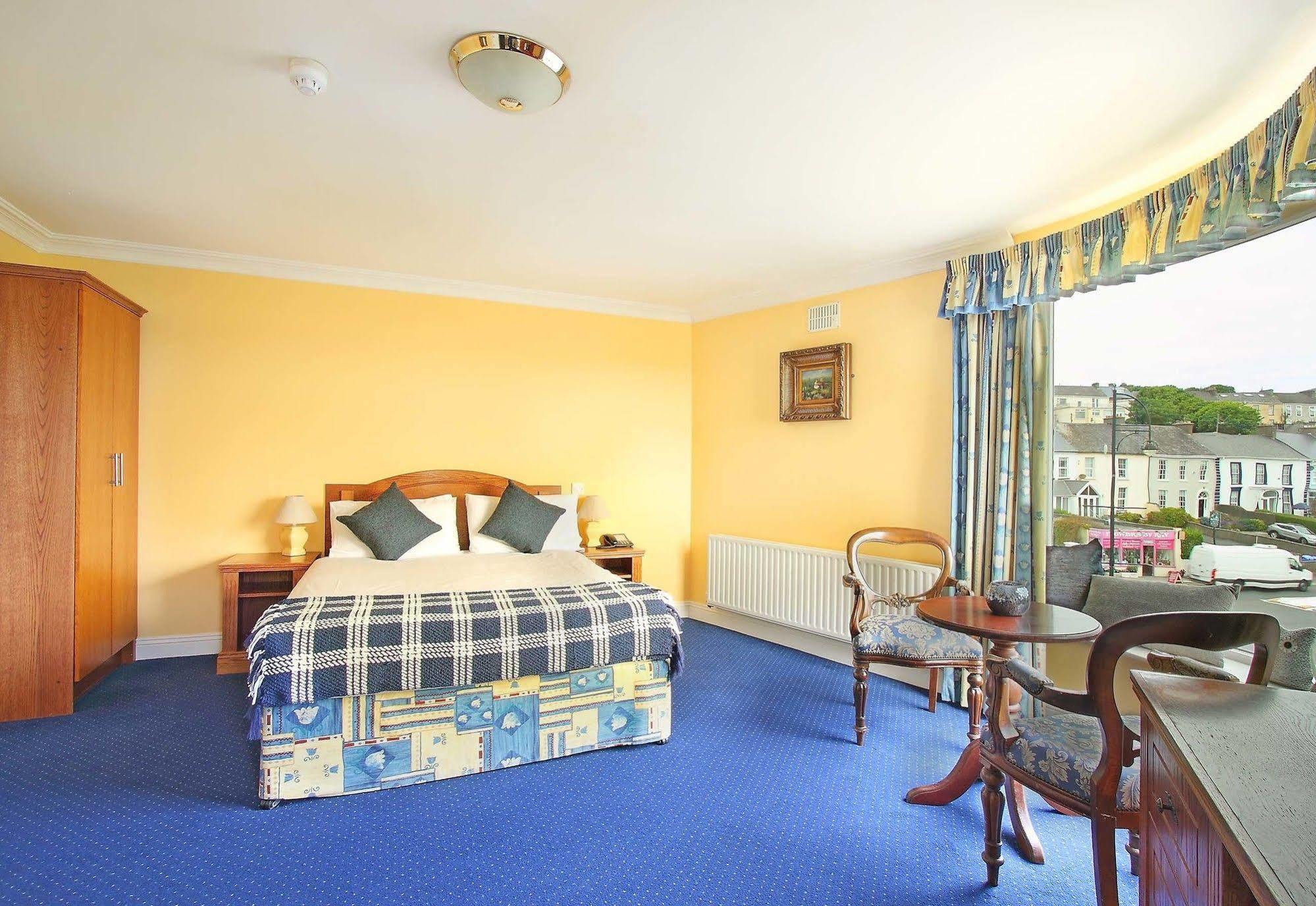 The Sands Hotel Tramore Exteriör bild